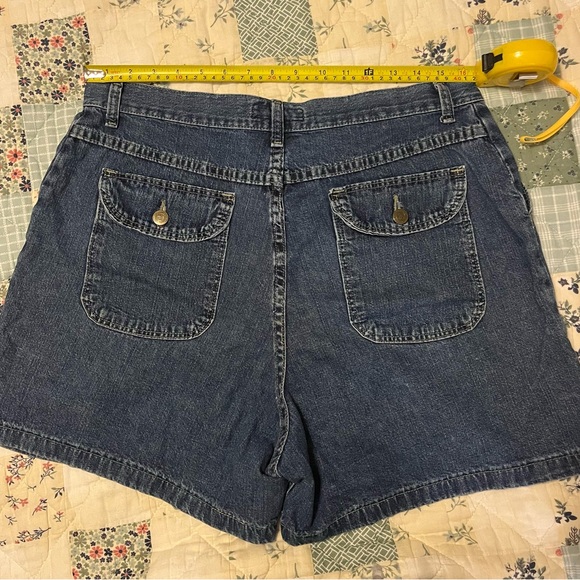 Vintage Wrangler Dark Blue Jean Shorts for Women - Picture 4 of 6